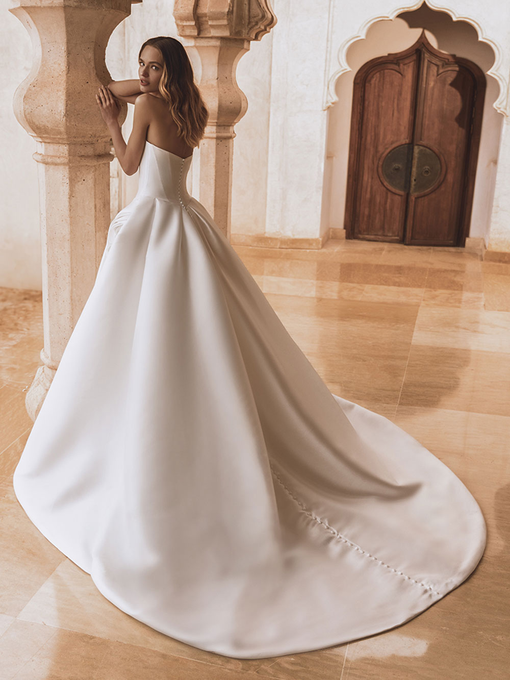 Enzoani London Bridal Wedding Dress Bridal by Tamem Michael Dublin Ireland.
